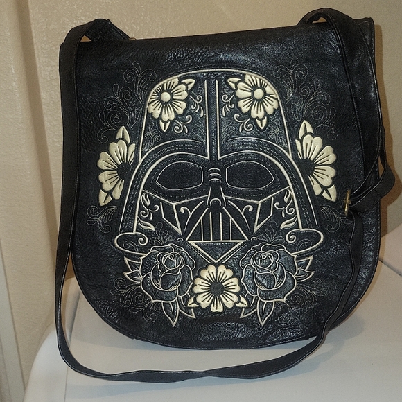 Star Wars Loungefly Black Floral Crossbody Bag with Embroidery - Picture 1 of 4